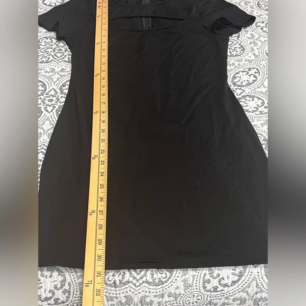 superdown x REVOLVE Black Cutout Short Sleeve Mini Dress Medium - Picture 7 of 10